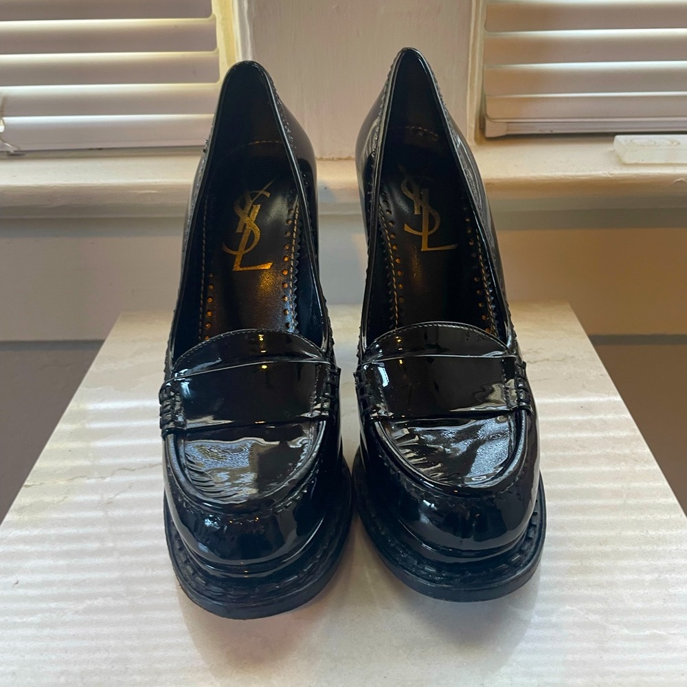 Yves Saint Laurent Tribtoo Loafer Platform Pumps Black Patent Leather size 7.5